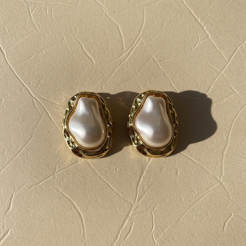 Malaga lux  pearl statement earrings