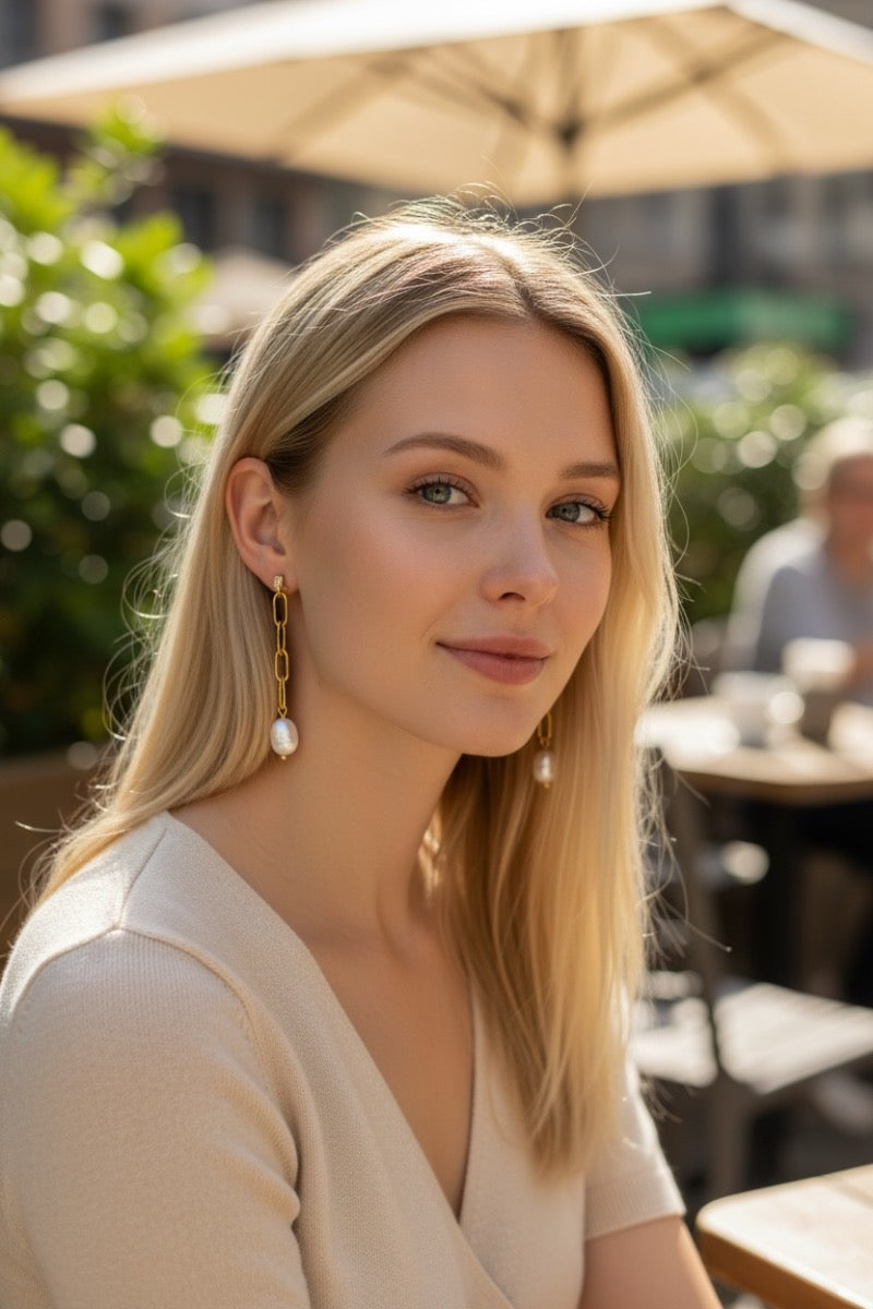 Valencia freshwater chain earrings
