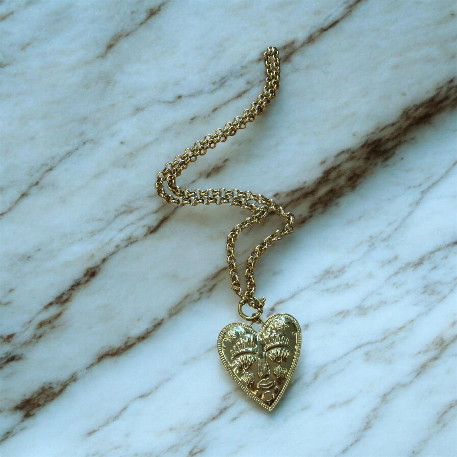 Sienna Layered Heart Statement Set